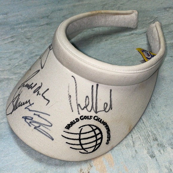 World Golf Championships 6 Pros Signed Visor